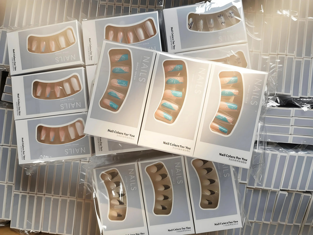 48 Pieces/96 Pieces Random Styles Press On Nails, Mixed False Nails With Various Fashion Shapes Random Delivery, Suitable For Women And Nail Art, Glamorous Painted False Nails, Must-Have For Manicure