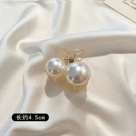 Simulated Pearl Hair Claws for Women Korean Acrylic Hair Clips Girls Large Size Barrette Shark Clip Fashion Hair Accessories