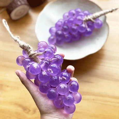 Crystal Clear Transparent Grape Shaped Soap Bar Lovely Fruit Simulation Grape String Soap with Natural Fragrance Home Bathroom