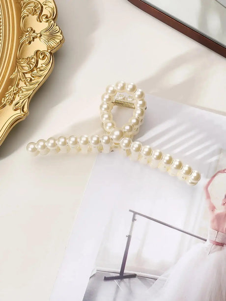 1Pcs French Large Pearl Hair Claw Clips,Fashion Jaw Clips Hair Barrettes Hair Accessories for Women Girls