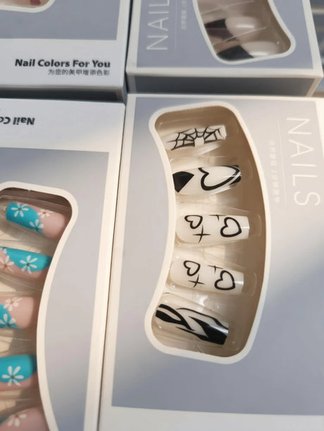 48 Pieces/96 Pieces Random Styles Press On Nails, Mixed False Nails With Various Fashion Shapes Random Delivery, Suitable For Women And Nail Art, Glamorous Painted False Nails, Must-Have For Manicure