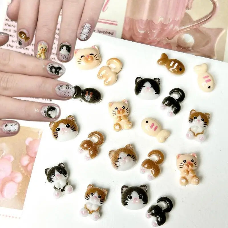 20Pcs Cartoon Cute Cat Head Butt Nail Art Charms Luminous Painting Small Fish Cat Resin Nail Decorations for DIY Hairpin Nails