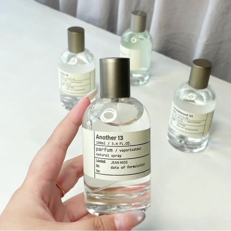 Sandalwood Fresh Fragrance Eau De Toilette Classic Fruity Notes Women Man Parfum Bergamot Body Spray 100ml Unisex Perfume