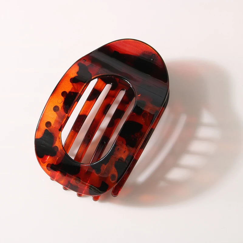 Flash sale: Fashion Oval Flat Hair Clips for Women New Design Leopard Large Flat Round Claw Clip French Acrylic Lying Down Hair Accessories