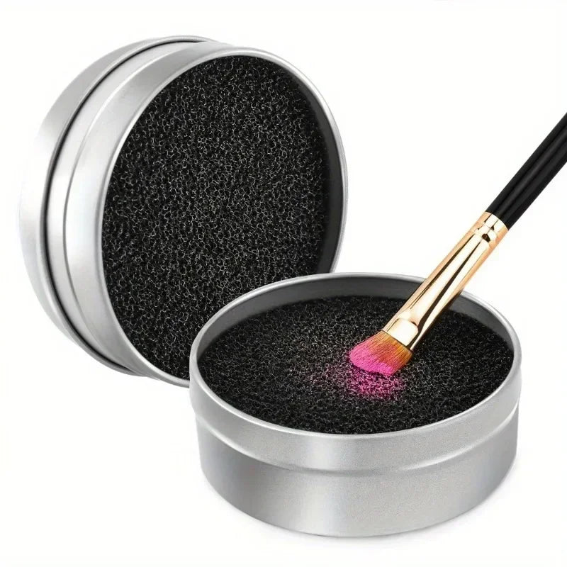 Easy to clean makeup brush Cleaning sponge - quick color removal and dry cleaning tool for eye shadow and eyeliner