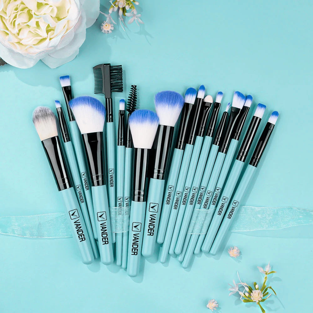 18PCS Women's Makeup Brushes Set - Eye Shadow Foundation Blush Cosmetic Brushes Soft Make up Tools with Storage Bag