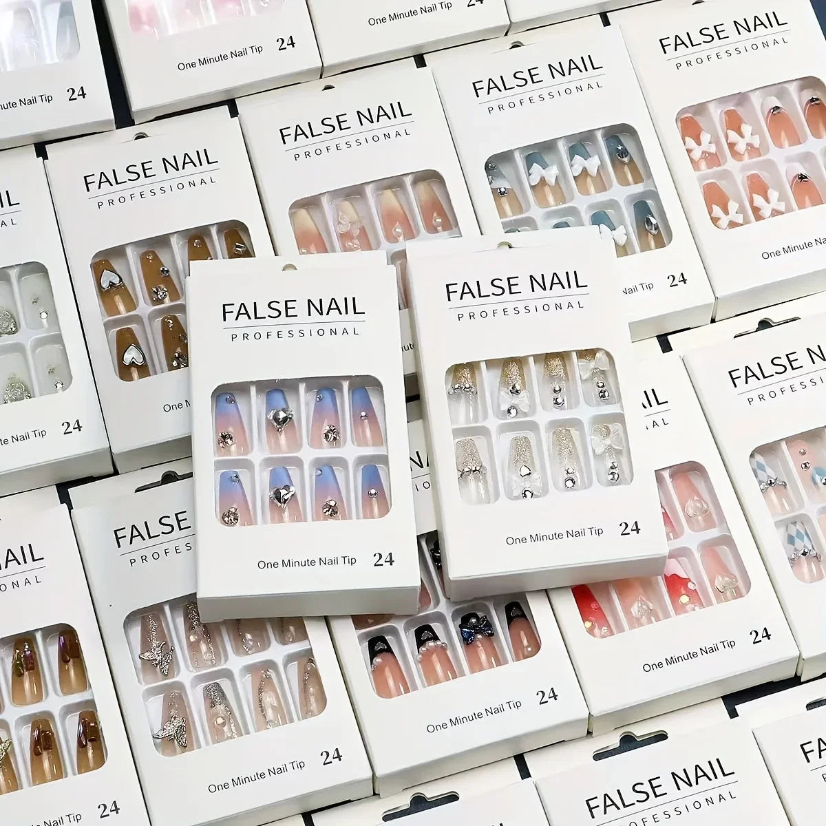 48 Pieces/96 Pieces Random Styles Press On Nails, Mixed False Nails With Various Fashion Shapes Random Delivery, Suitable For Women And Nail Art, Glamorous Painted False Nails, Must-Have For Manicure