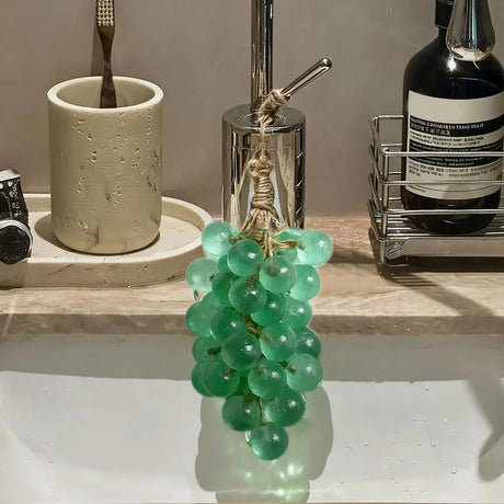 Crystal Clear Transparent Grape Shaped Soap Bar Lovely Fruit Simulation Grape String Soap with Natural Fragrance Home Bathroom