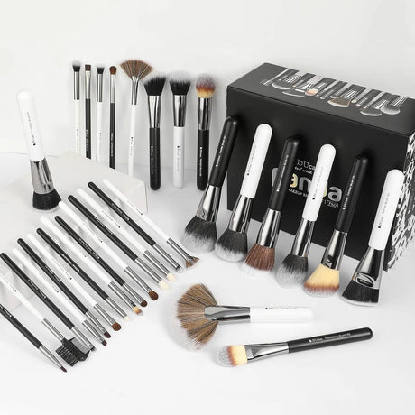 DUcare Black Makeup Brush Professional Makeup Eyeshadow Foundation Powder Soft Synthetic Hair Makeup Brushes Brochas Maquillaje