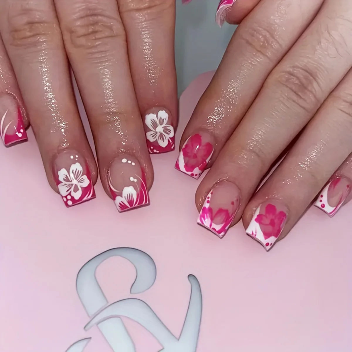 Mid-length Coffin Fake Nails 24Pcs White French Tip Ballerina Press On Nail Pink/White Flower Printed Spring/Summer DIY Manicure