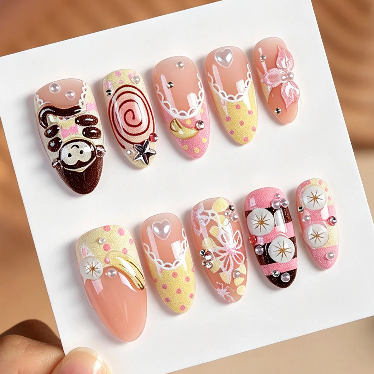 30pcs Japenese Series False Nail Cute Cartoon Monkey Flower Heart Pearl Decor Press On Nails Sweet Ballet French Style Fake Nail