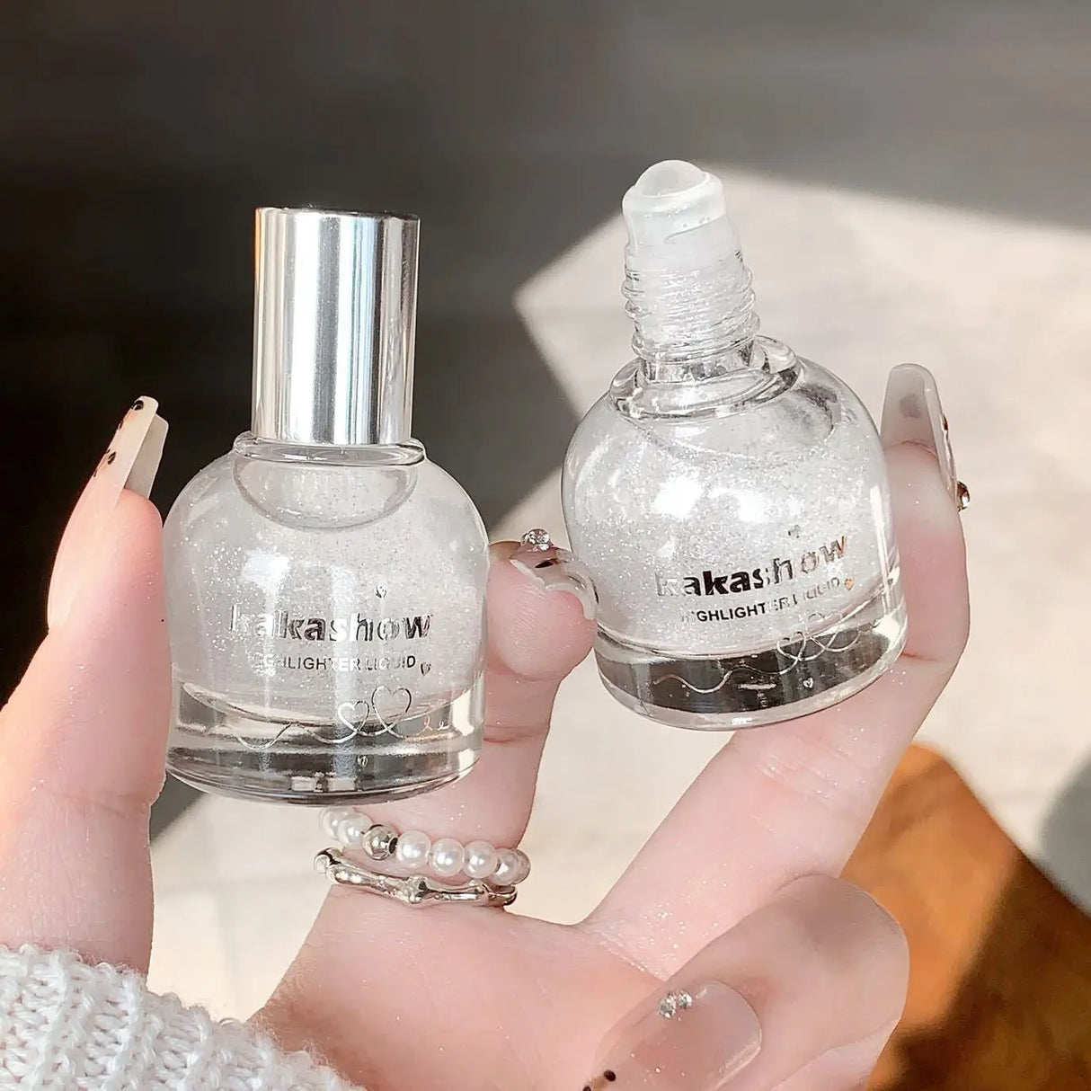 Diamond Ball Liquid Highlighter Flash Gloss Long Lasting Waterproof Glitter Brightening Makeup for Beach Hoilday Face Body