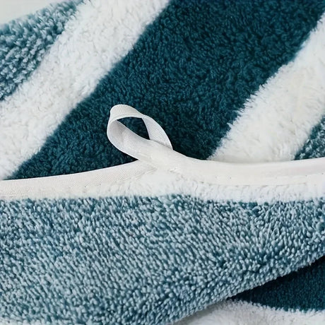 8pcs Towel Set, 2 Bath & 2 Hand Towels, 4 Face Towels. For Spa, Gym, Hotel, Camping & Outdoor Use. Fast Drying.