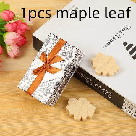 Handmade Love Heart shaped Design Bath Soap Wedding Party Love Gift Soapy Favor Valentine Gift Hand Soap