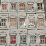48 Pieces/96 Pieces Random Styles Press On Nails, Mixed False Nails With Various Fashion Shapes Random Delivery, Suitable For Women And Nail Art, Glamorous Painted False Nails, Must-Have For Manicure