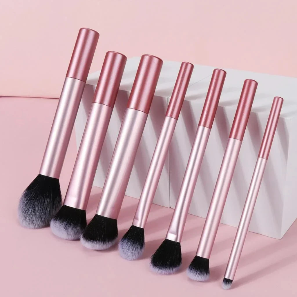 10pcs Set Makeup Brushes Tool Set Cosmetic Powder Eye Shadow Foundation Blush Blending Beauty Maquiagem Beauty Kit for Party