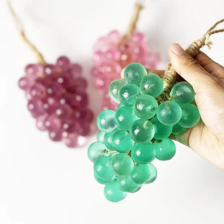Crystal Clear Transparent Grape Shaped Soap Bar Lovely Fruit Simulation Grape String Soap with Natural Fragrance Home Bathroom