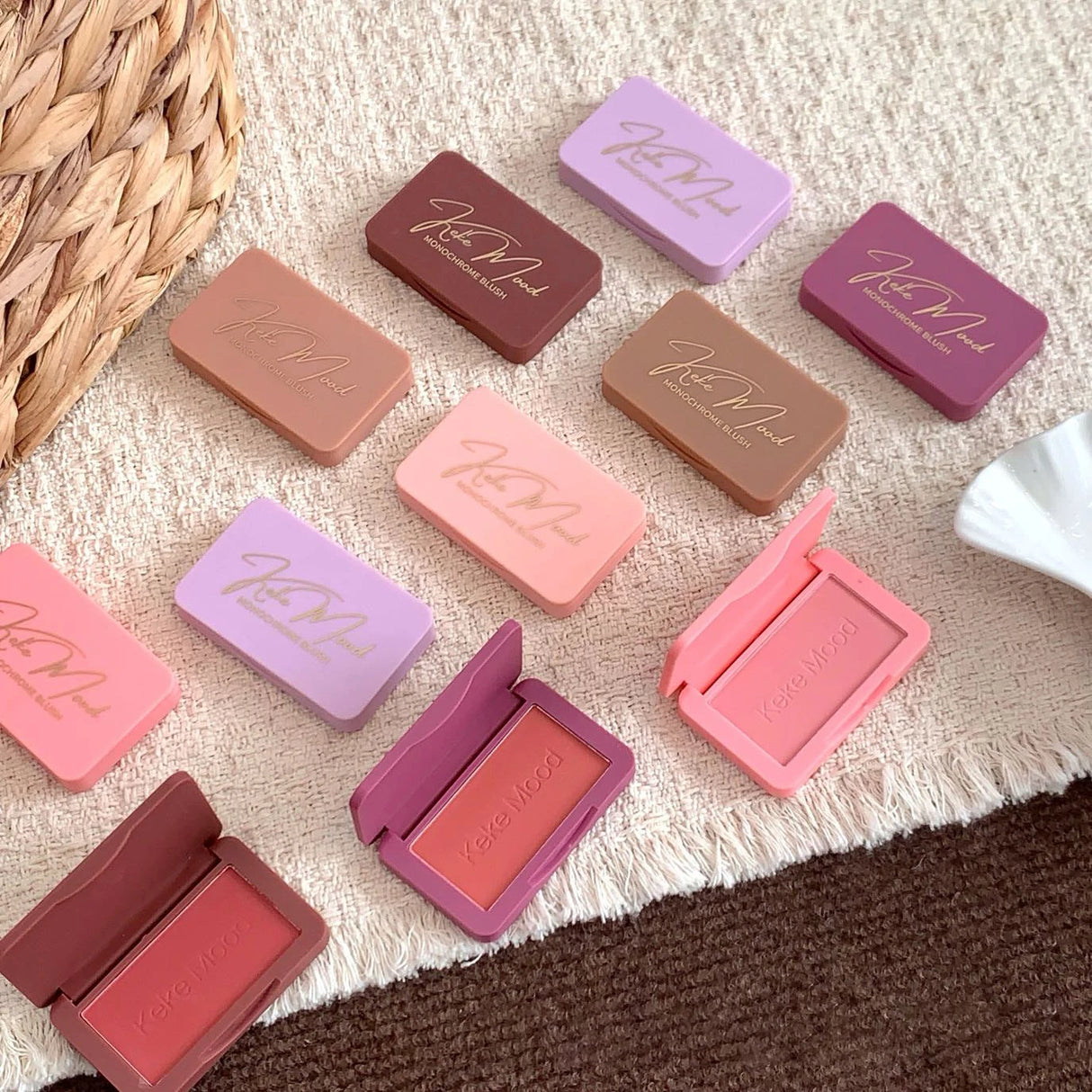 Monochrome Matte Blusher Palette Soft Silky Cheek Natural Facial Blush Rouge Plate Lasting Nude Low Saturation Powder Blush Disk
