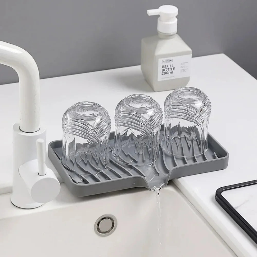 1-Pack Silicone Drain Soap Box Kitchen Bathroom Anti-slip Sink Tray Creative Washing Table Soap Tray Free Punch Drain Rack