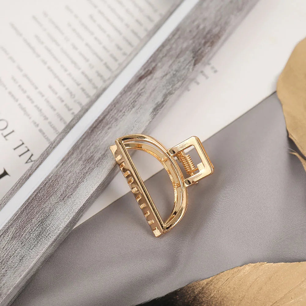 New Fashion Simple Hair Clip Mini Metal Hair Claw Non Slip Hollow Gold Geometric Barrettes Sweet Daily Hair Accessories