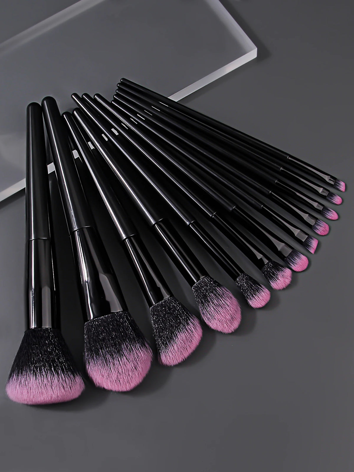 Hot-Selling 12/16PC Multi-Purpose Makeup Brush Set Featuring Ultra-Soft Makeup Powder Pads and Sponge Makeup Eggs with All Tools