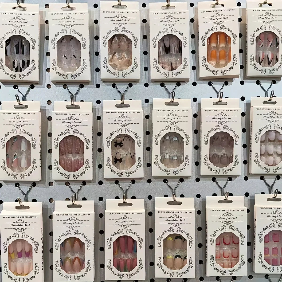 48 Pieces/96 Pieces Random Styles Press On Nails, Mixed False Nails With Various Fashion Shapes Random Delivery, Suitable For Women And Nail Art, Glamorous Painted False Nails, Must-Have For Manicure