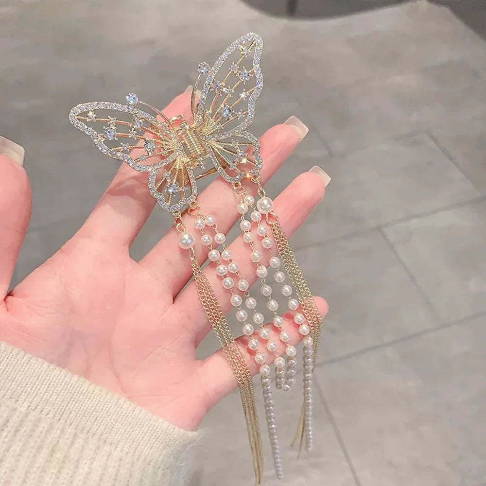 New Butterfly Tassel Pearl Grab Clip Twist Clip Is A Fashionable And Versatile Chinese-style Hair Accessory Hair Clips