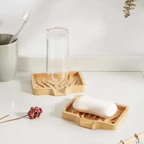 1PCS 13×10×1.8cm Bamboo Wood Self Draining Soaps Dish Holder Bar Soap Saver Tray For Bathtubs Showers Sink Hotel Home Countertop