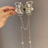 New Butterfly Tassel Pearl Grab Clip Twist Clip Is A Fashionable And Versatile Chinese-style Hair Accessory Hair Clips