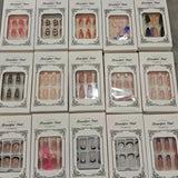 48 Pieces/96 Pieces Random Styles Press On Nails, Mixed False Nails With Various Fashion Shapes Random Delivery, Suitable For Women And Nail Art, Glamorous Painted False Nails, Must-Have For Manicure