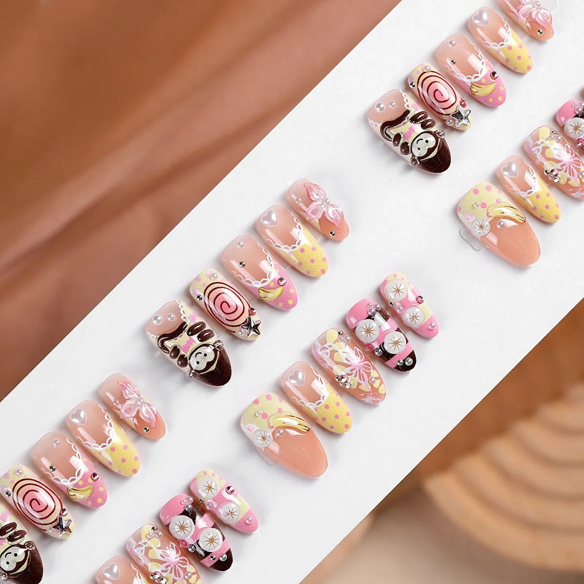 30pcs Japenese Series False Nail Cute Cartoon Monkey Flower Heart Pearl Decor Press On Nails Sweet Ballet French Style Fake Nail