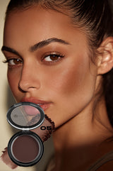 Professional matte contour powder tray creates a 3D facial contour, with long-lasting bronzing powder for setting makeup