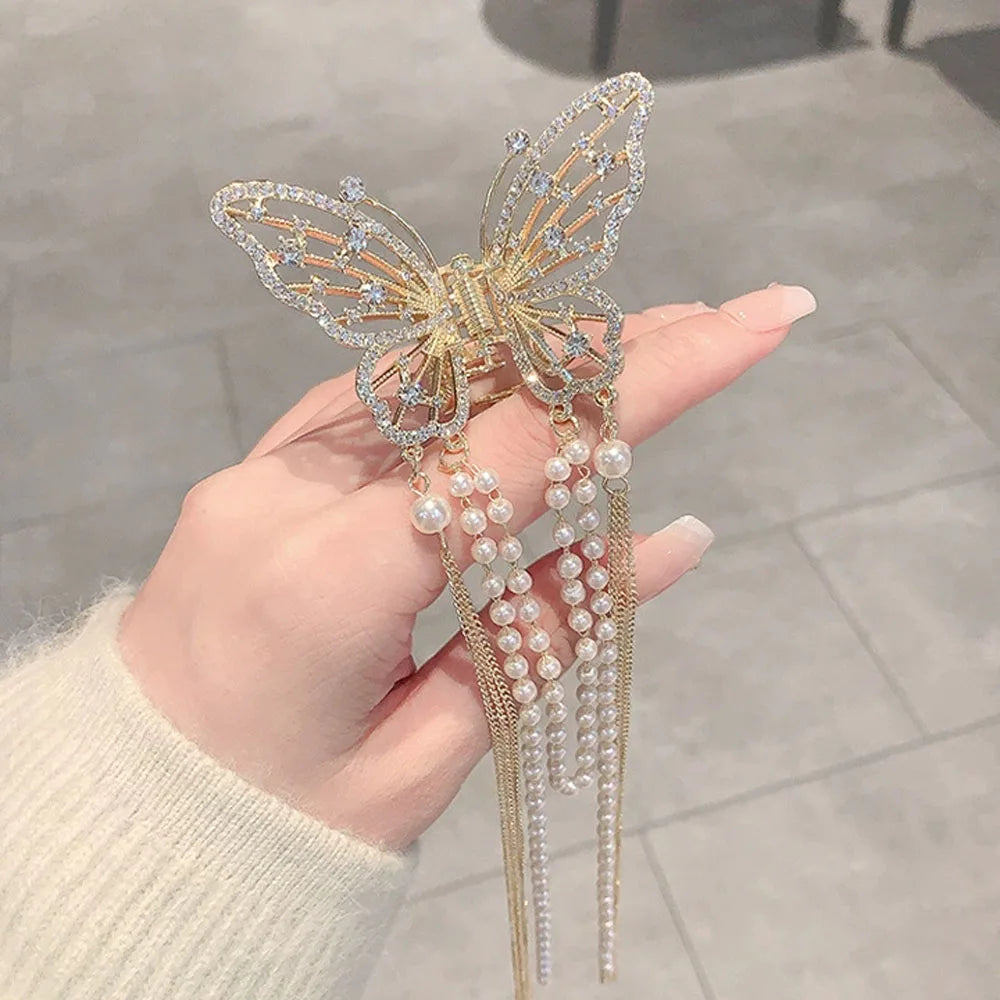 New Butterfly Tassel Pearl Grab Clip Twist Clip Is A Fashionable And Versatile Chinese-style Hair Accessory Hair Clips