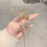 New Butterfly Tassel Pearl Grab Clip Twist Clip Is A Fashionable And Versatile Chinese-style Hair Accessory Hair Clips