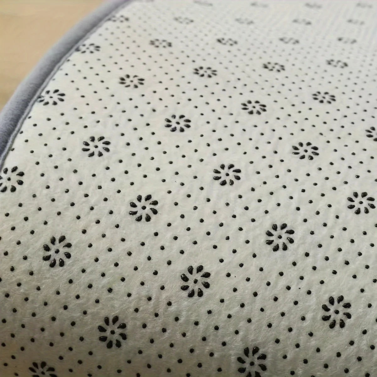 Thickened Special-shaped Absorbent Bathroom Floor Mat Flannel Toilet Mat Shower Room Non-slip and Dirt-resistant Foot Mat